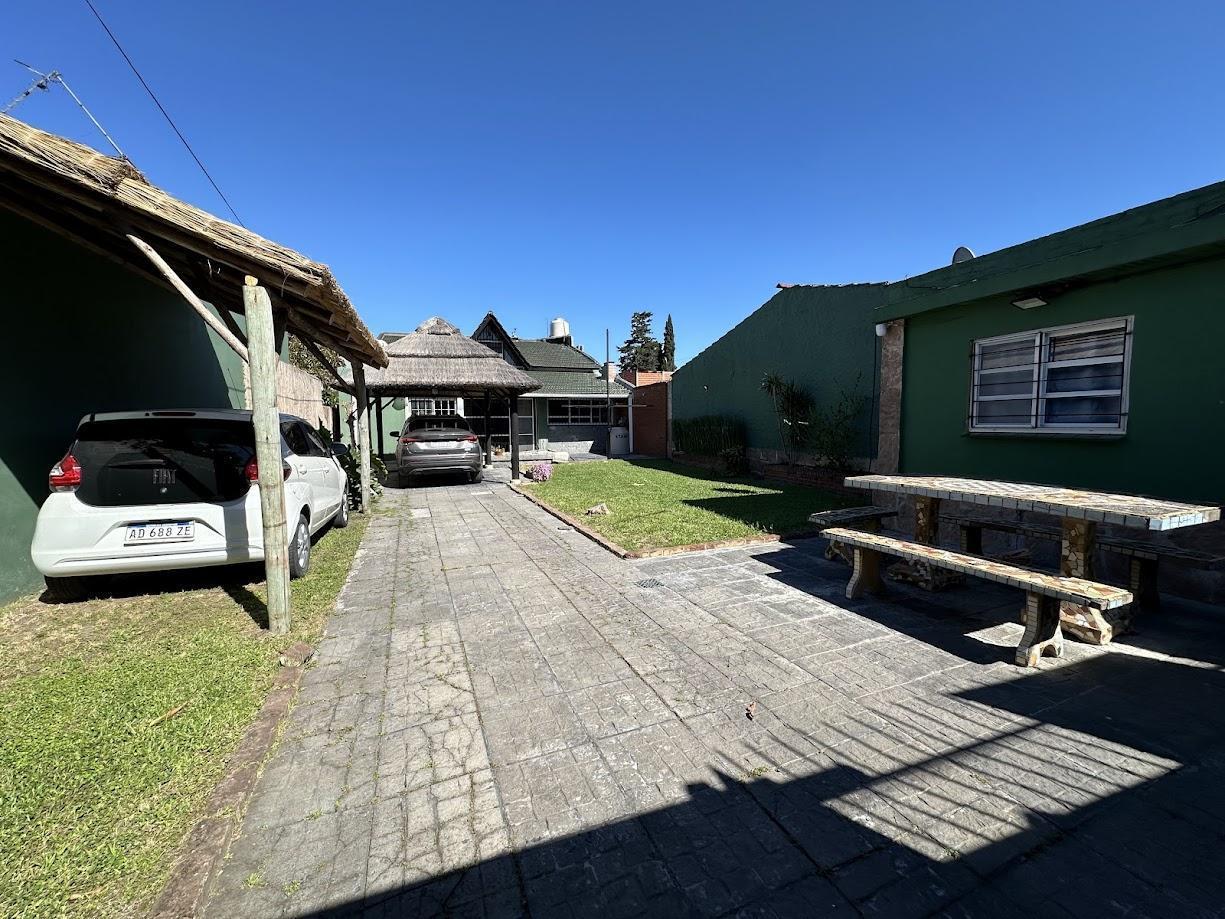 Foto de Chalet en Venta en Florencio Varela Este, imagen 2
