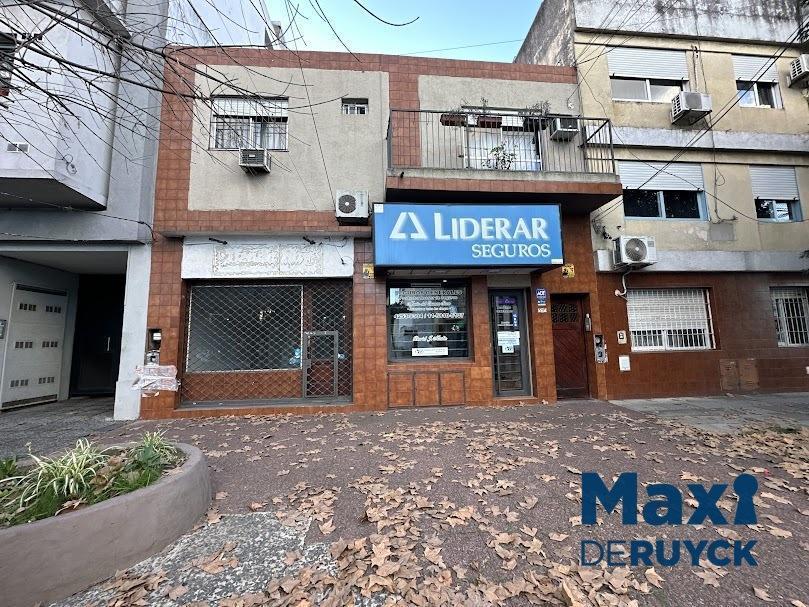 Foto de Block comercial: 2 locales + 3 departamentos, imagen 2