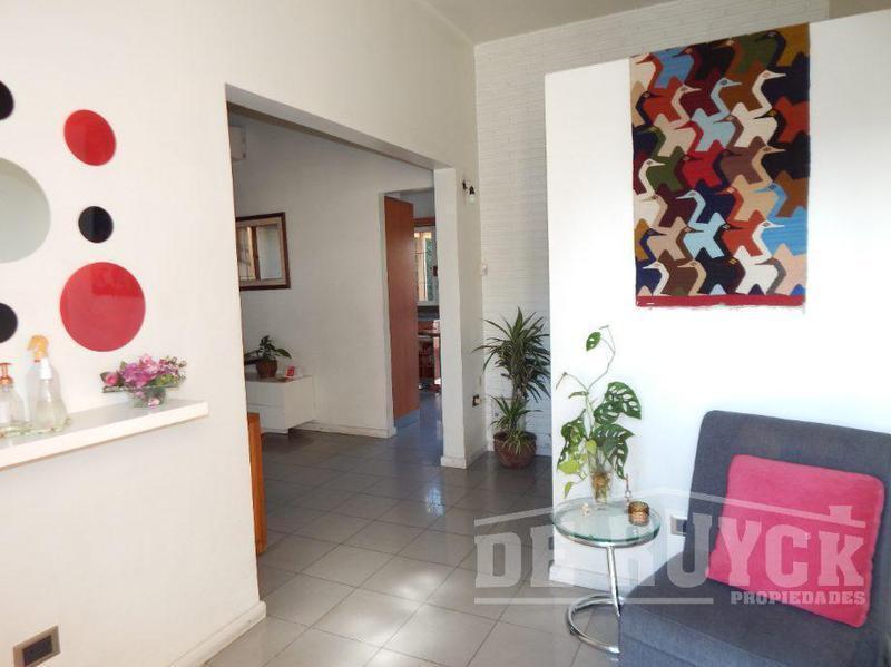 Foto de Chalet en Venta en Quilmes Oeste, imagen 2