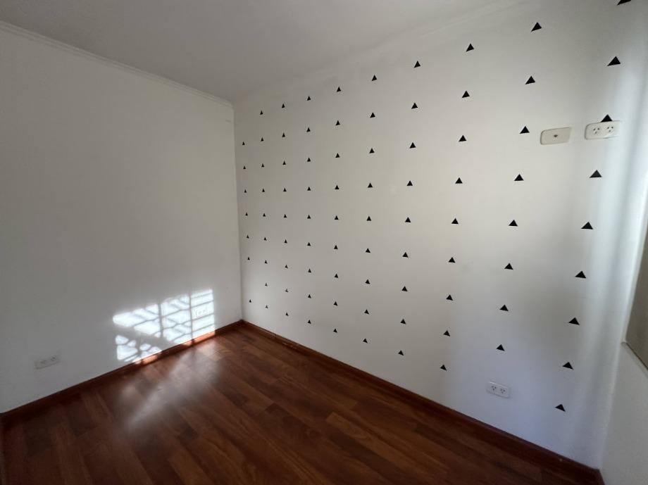 Foto de Duplex 3 ambientes moderno, a pasos de Avenida Mitre, imagen 3