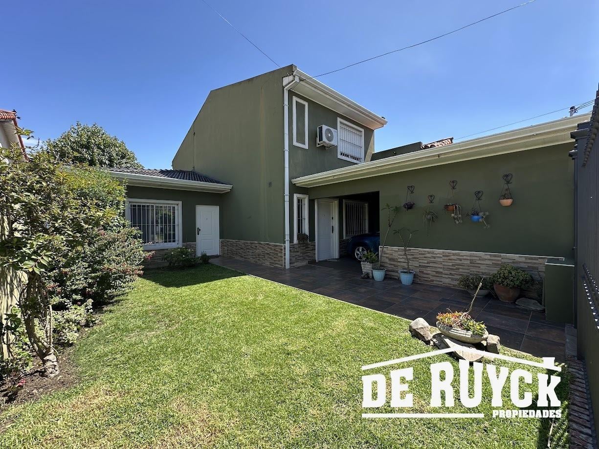 Foto de Chalet en Barrio Parque Calchaquí, lote de 459m2, imagen 5