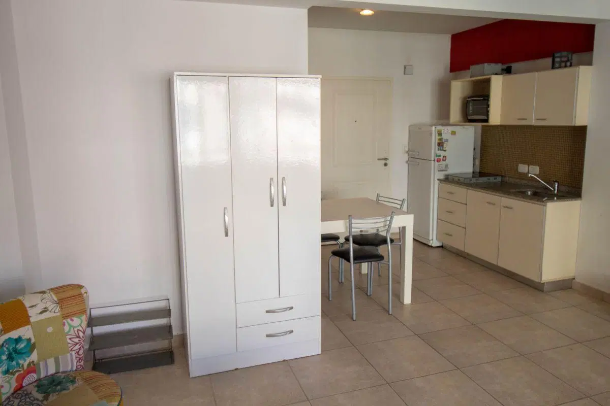 Venta 1 Ambiente | 36 m² | Frente | Muy Luminoso | Balcón. 3