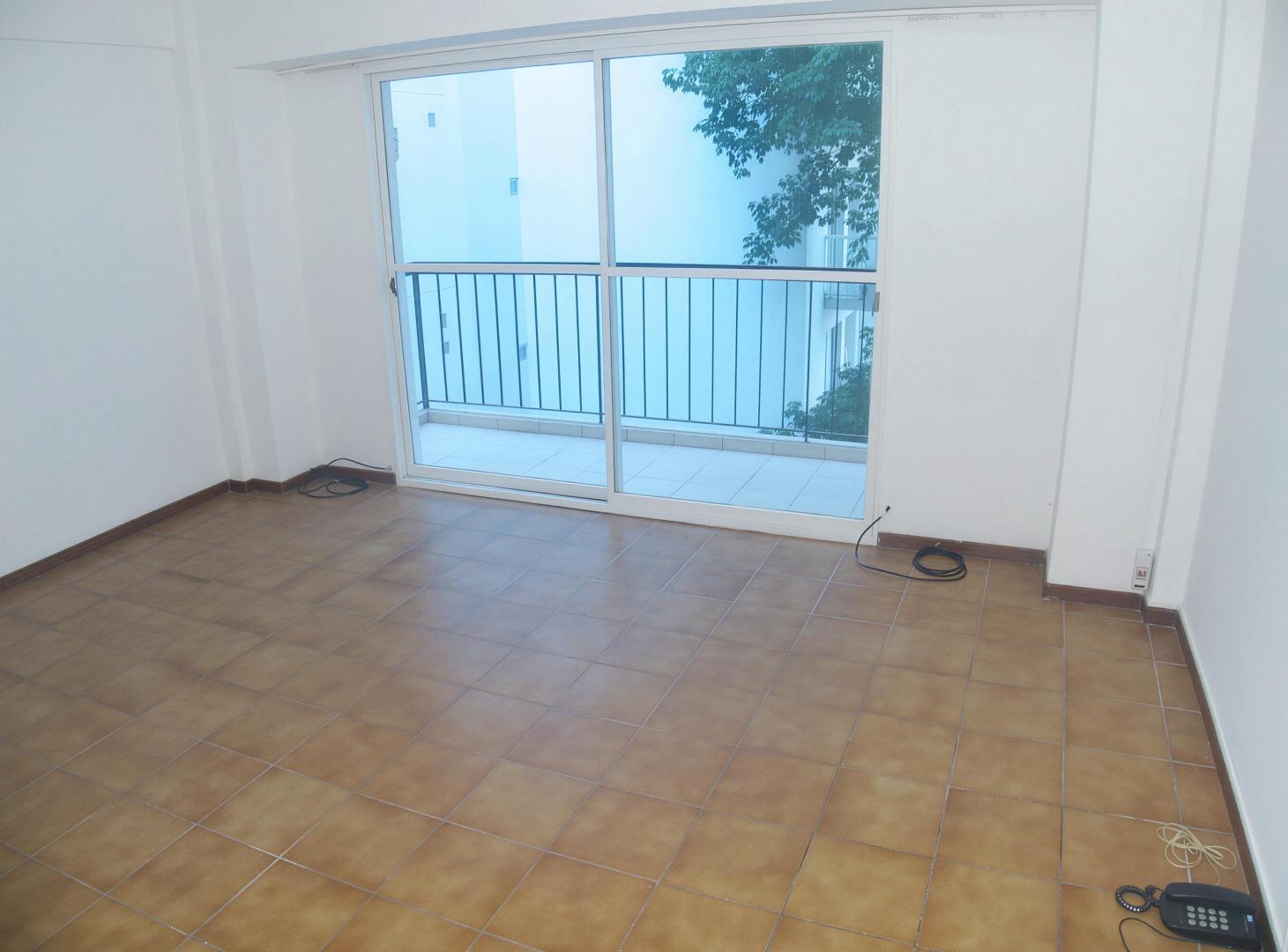 Venta 2 Ambientes | 49 m² | Contrafrente | Balcón | Muy Luminoso