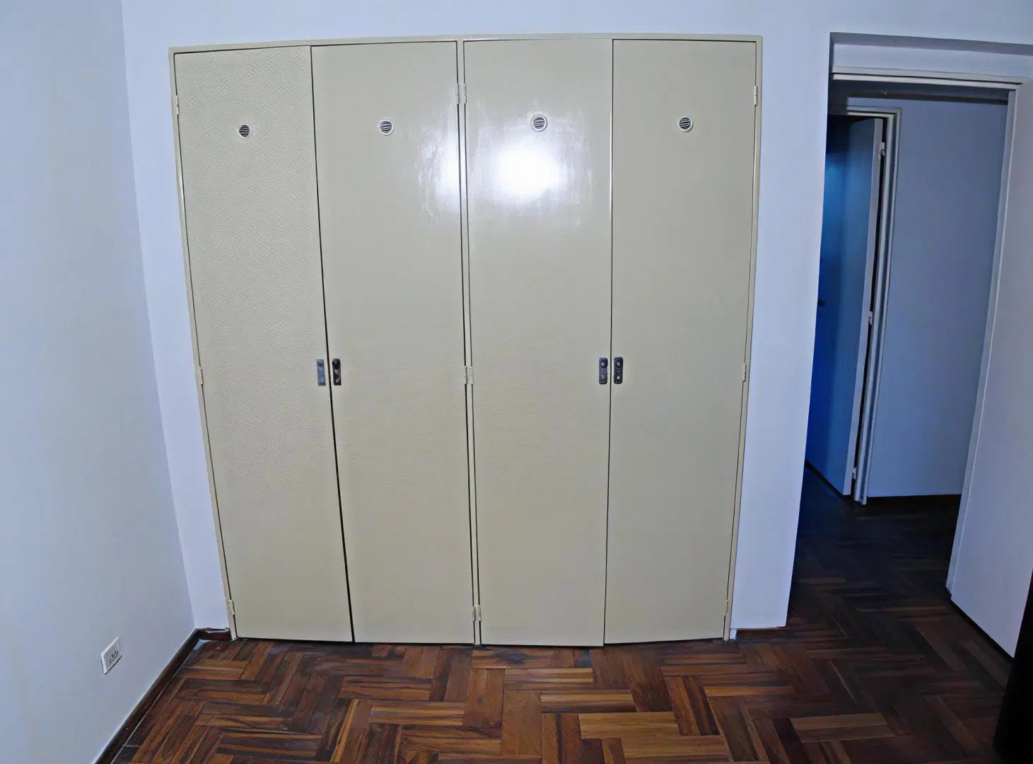 Venta - 5 Ambientes con Espacio Guardacoche. | 105 m² | Frente 5