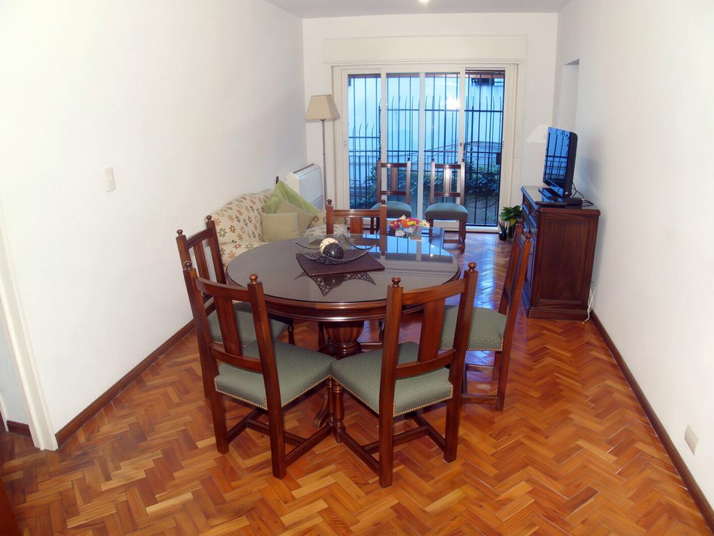 Amoblado | 3 Ambientes | 75 m² | Lateral | 2 Baños | Escritorio | Lavarropas.