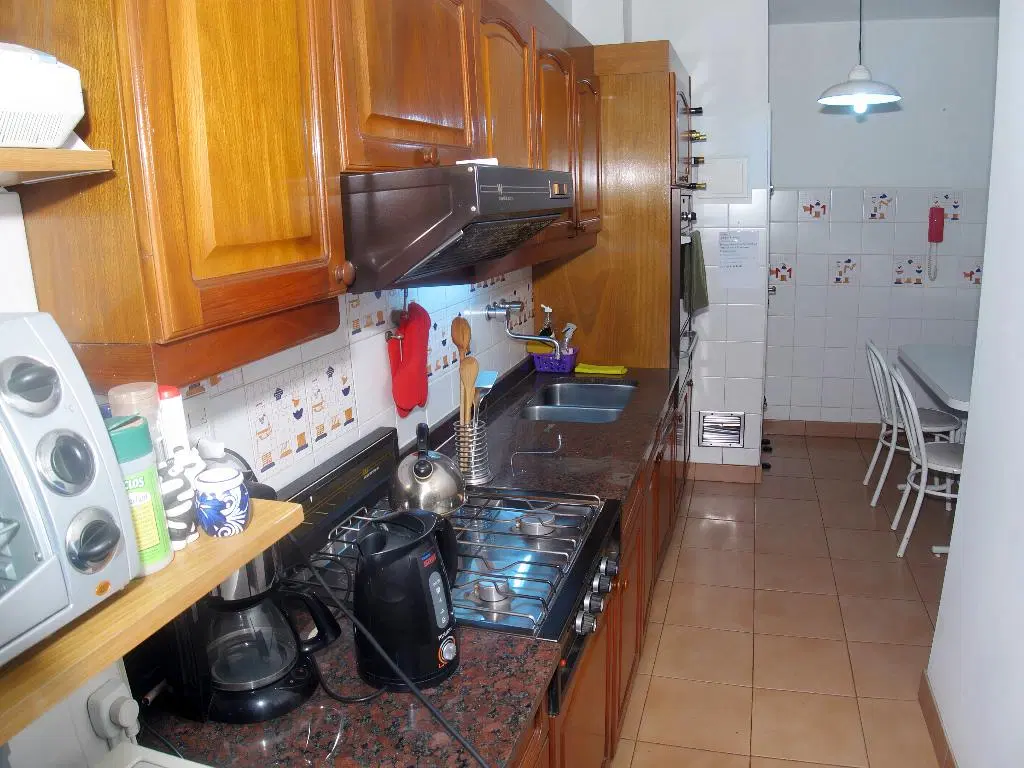 Amoblado | 3 Ambientes | 75 m² | Lateral | 2 Baños | Escritorio | Lavarropas. 5