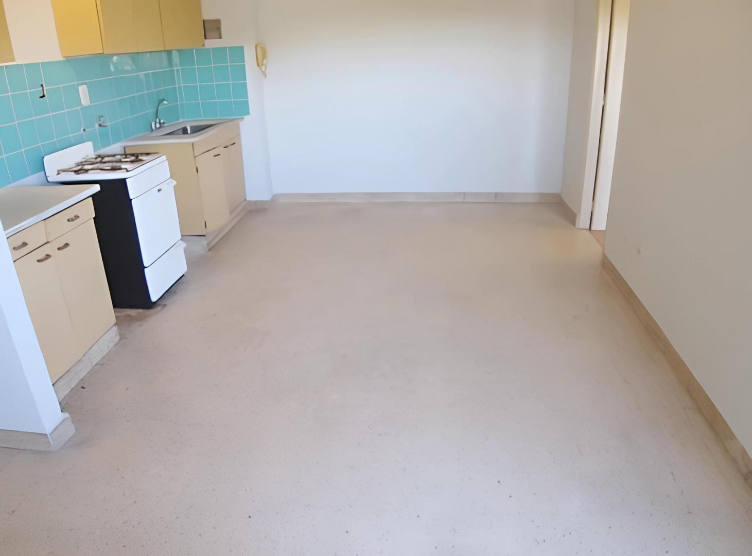 Venta 3 ambientes | 55 m2 | Frente | Balcón | Cocina Integrada | Muy Luminoso.