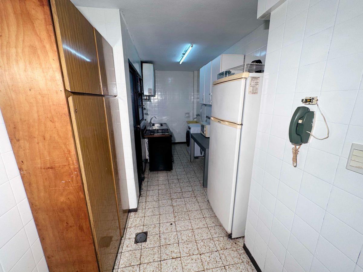 Foto de Amoblado | 4 Ambientes | 85 m² | Frente | 2 Baños | Balcón Corrido |, imagen 2