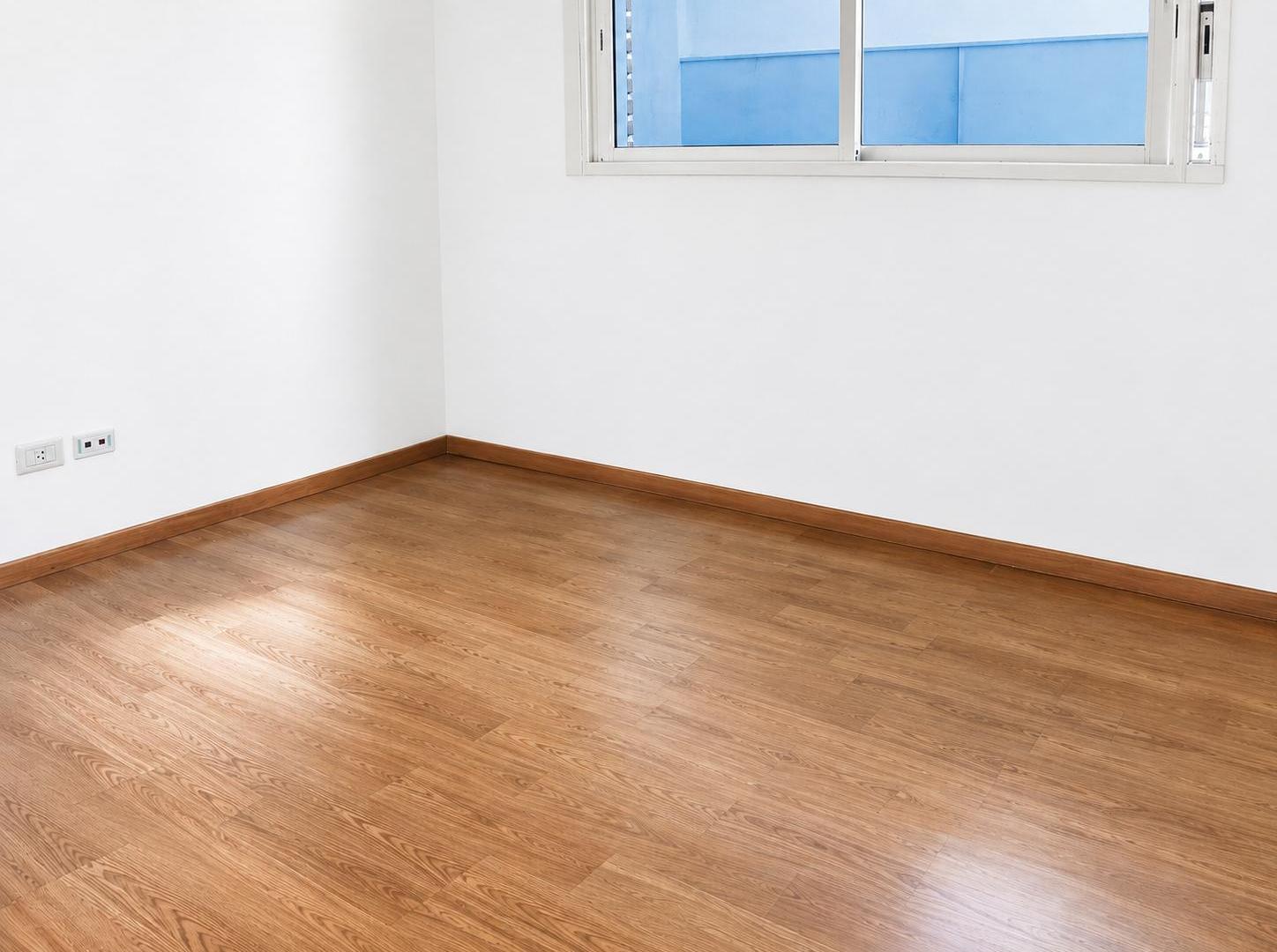 Foto de Alquiler 4 Ambientes | 78 m² | Contrafrente | Balcón Corrido | Muy, imagen 3