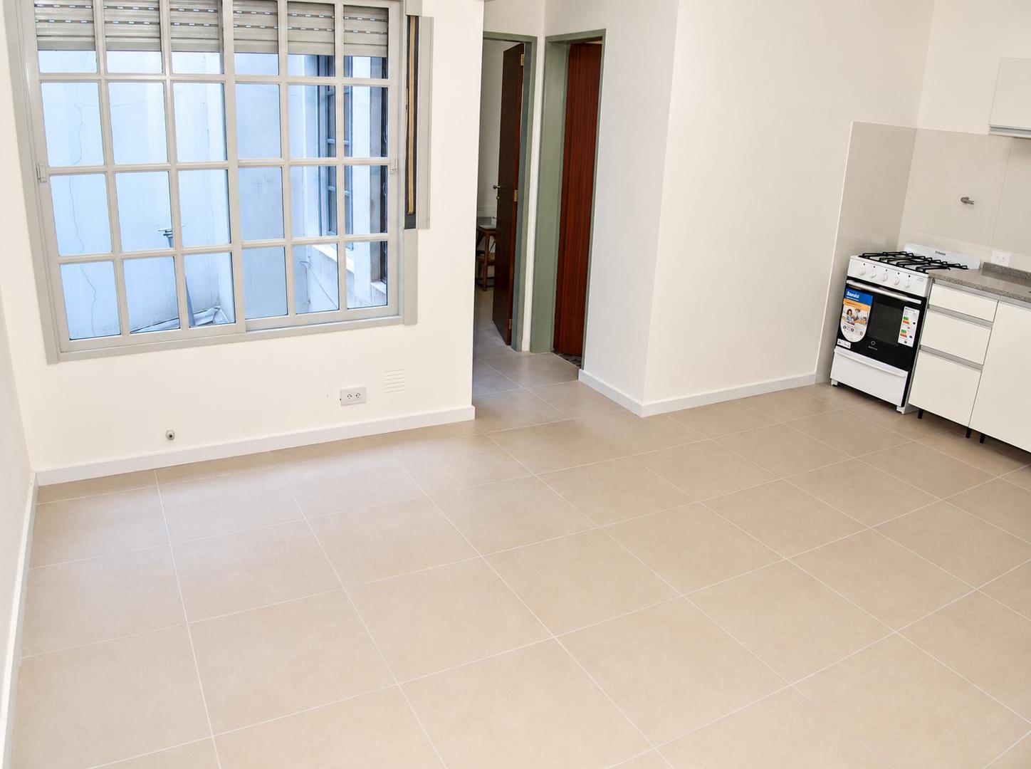 Foto de Venta 2 Ambientes 1° Piso por Escalera | 30 m² | Lavadero Incorporado., imagen 3