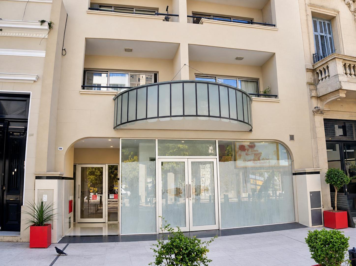 Foto de Venta 1 Ambiente | 36 m² | Frente | Muy Luminoso | Balcón., imagen 2