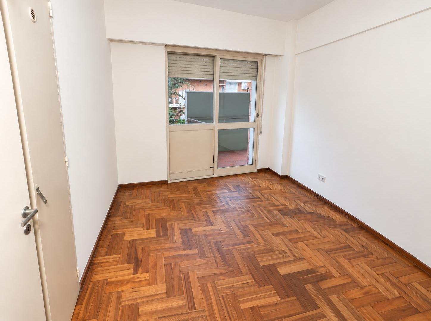 Foto de 5 Ambientes con Espacio Guardacoches | 105 m² | Balcón | Lavadero, imagen 1