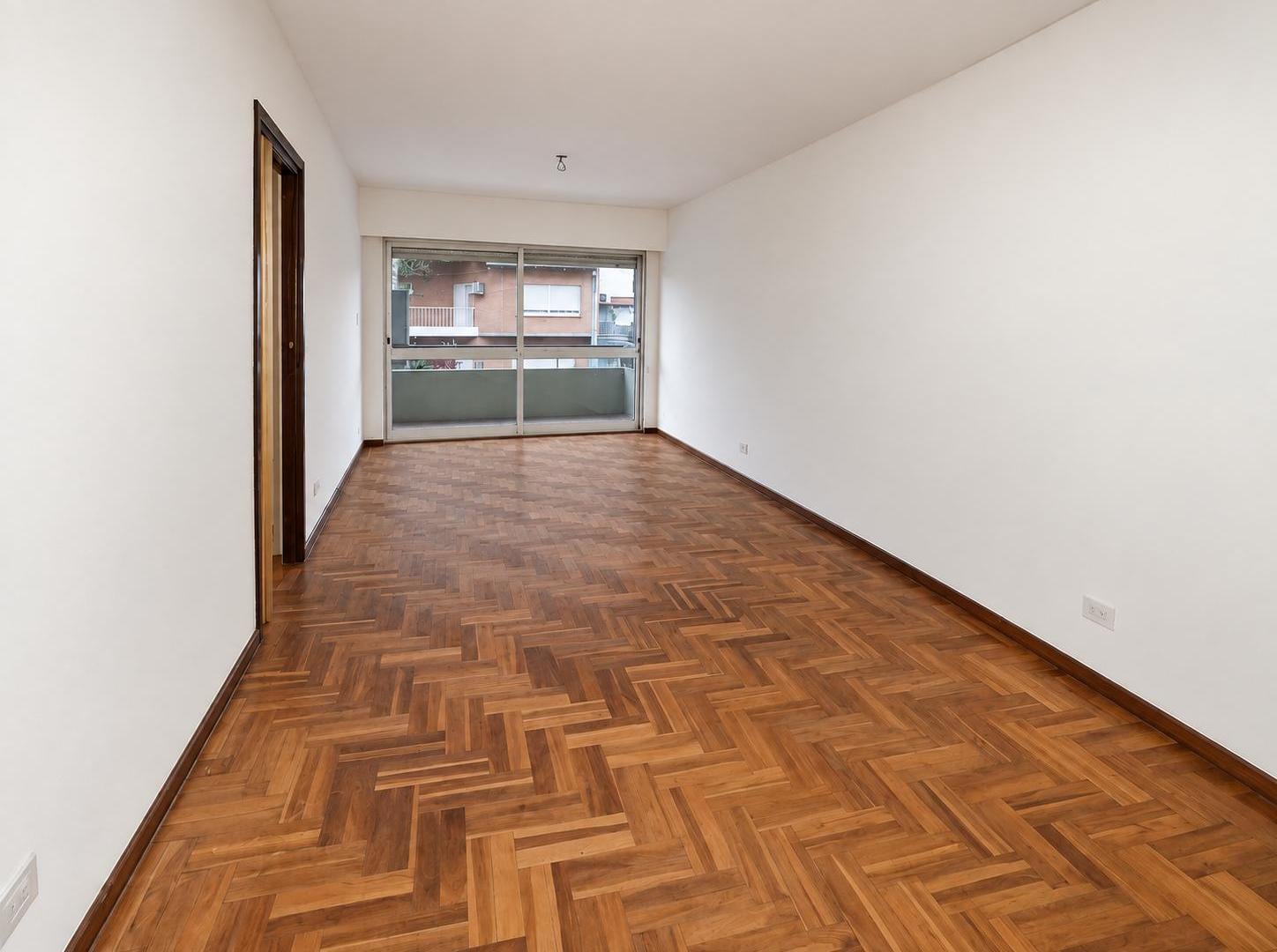 Foto de 5 Ambientes con Espacio Guardacoches | 105 m² | Balcón | Lavadero, imagen 5