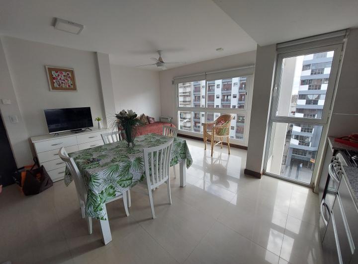 En La Perla Mar del Plata alquiler temporario Semipiso moderno EXCELENTE!!!