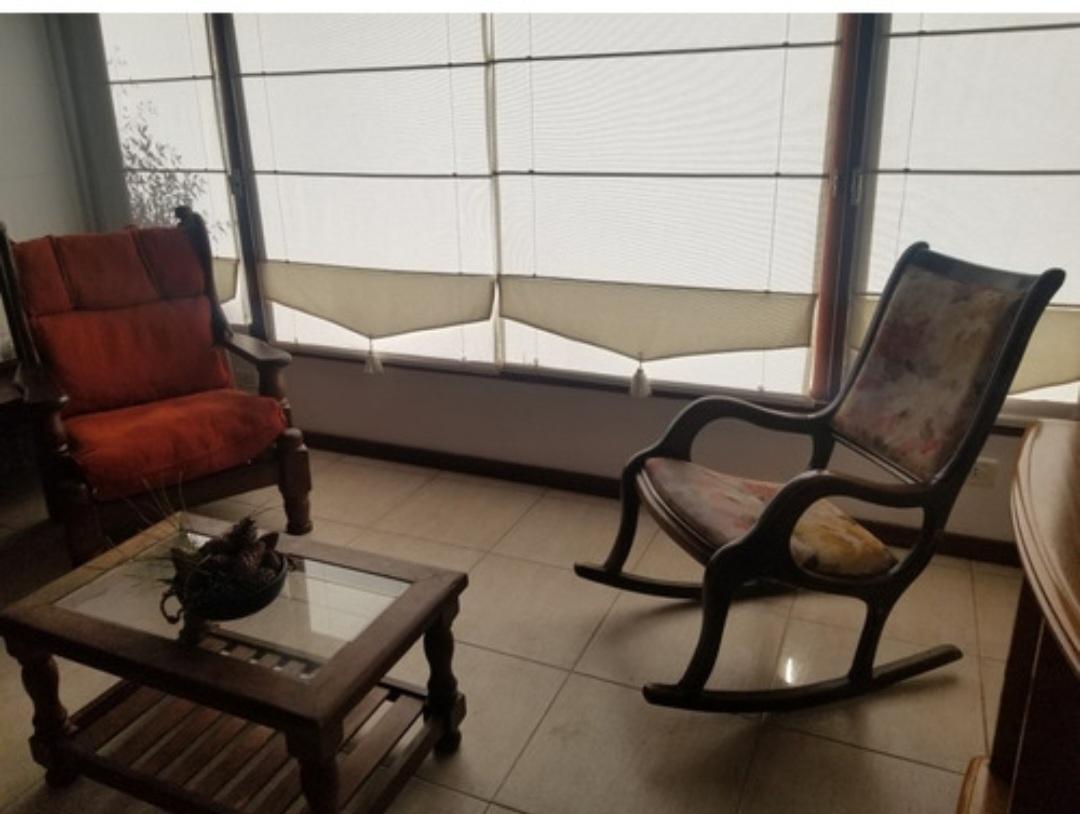 Gran Casa en Excelente Zona de Mar de Las Pampas 5
