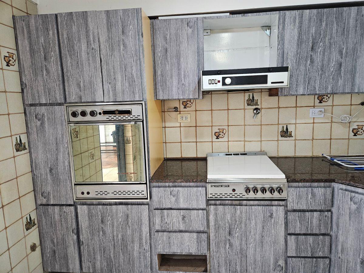 Foto de Se alquila 24 meses. Departamento de 4 ambientes a la calle 1er piso, imagen 3