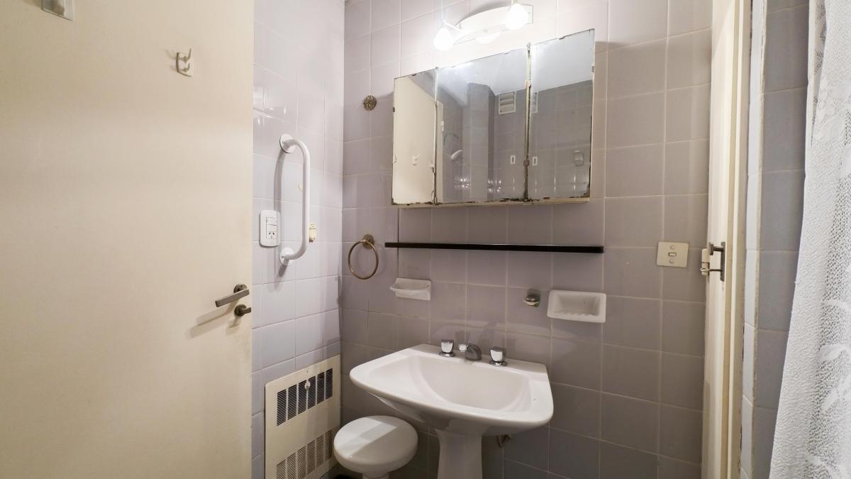 En Venta o 2 Cocheras Vista a La Iglesia del Socorro, 4 Dorm 3