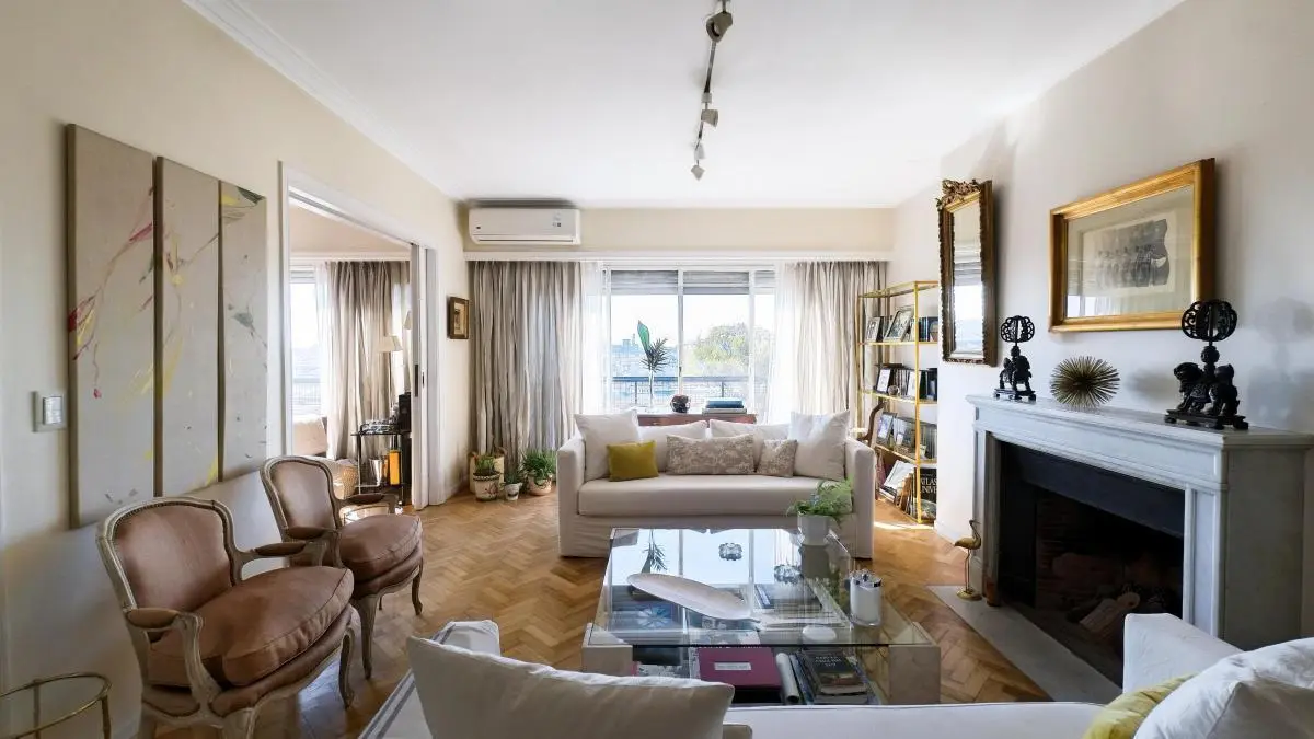 Venta, refaccionado a nuevo!!! cochera, piso alto, super luminoso. 1