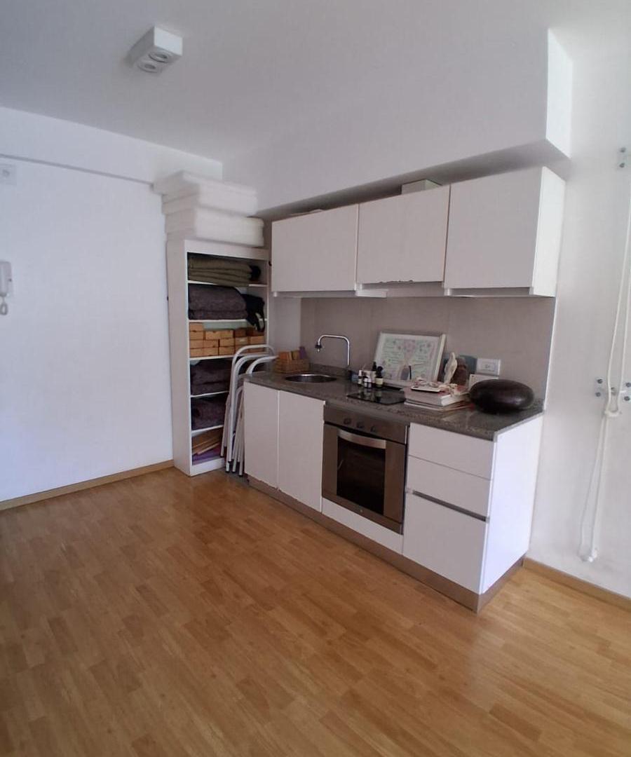 Foto de Venta depto 1 ambiente simpático patio en Palermo Hollywood, baño, imagen 1