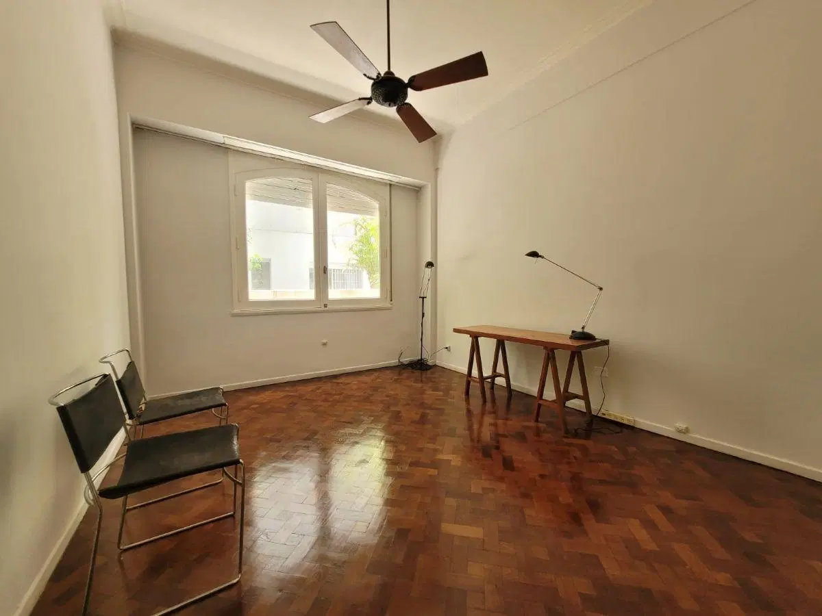 Excelente semipiso 2 Dorm c/dep y vista a verde! opcional en pesos 2