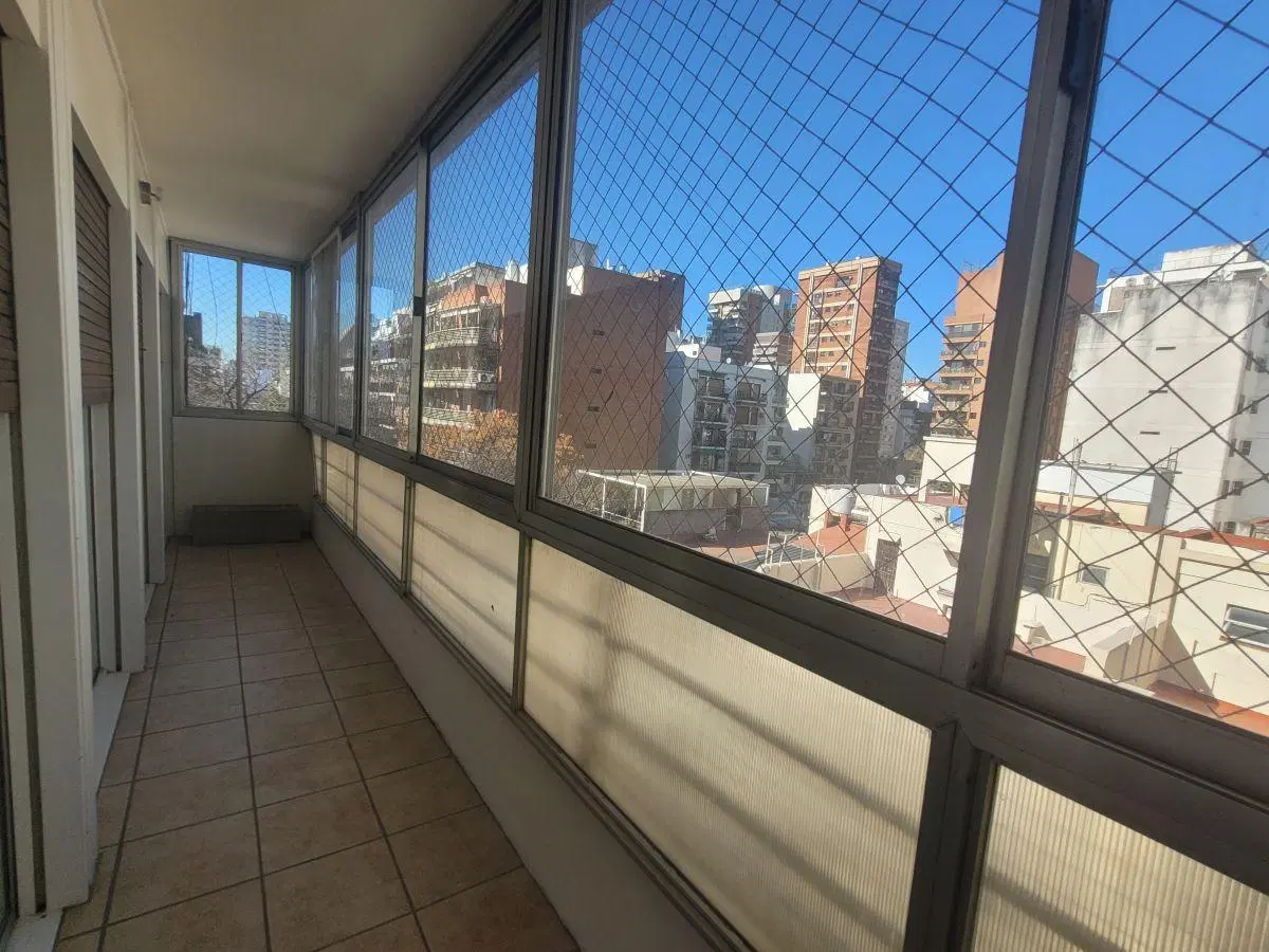 Excelente piso reciclado, de 3 dorm con dep y cochera! 3