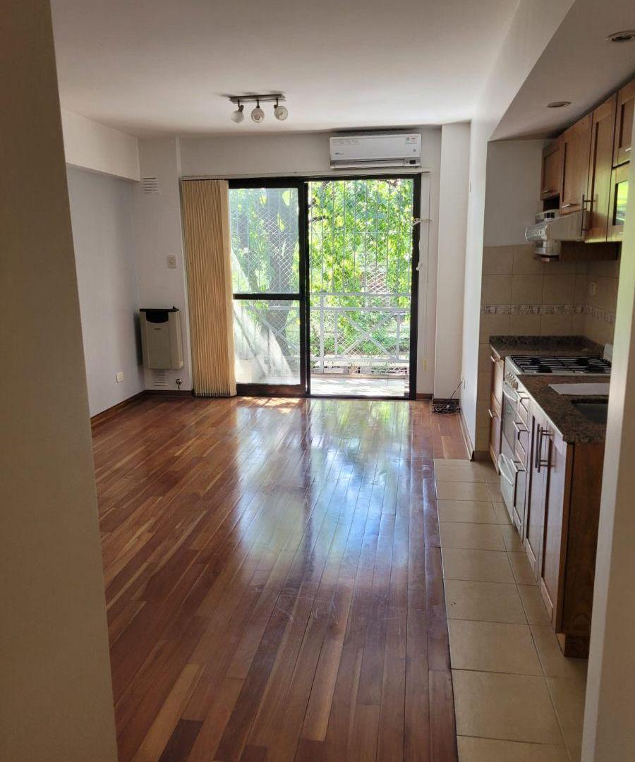 Foto de Excelente departamento de 2 ambientes con cochera!!, imagen 3