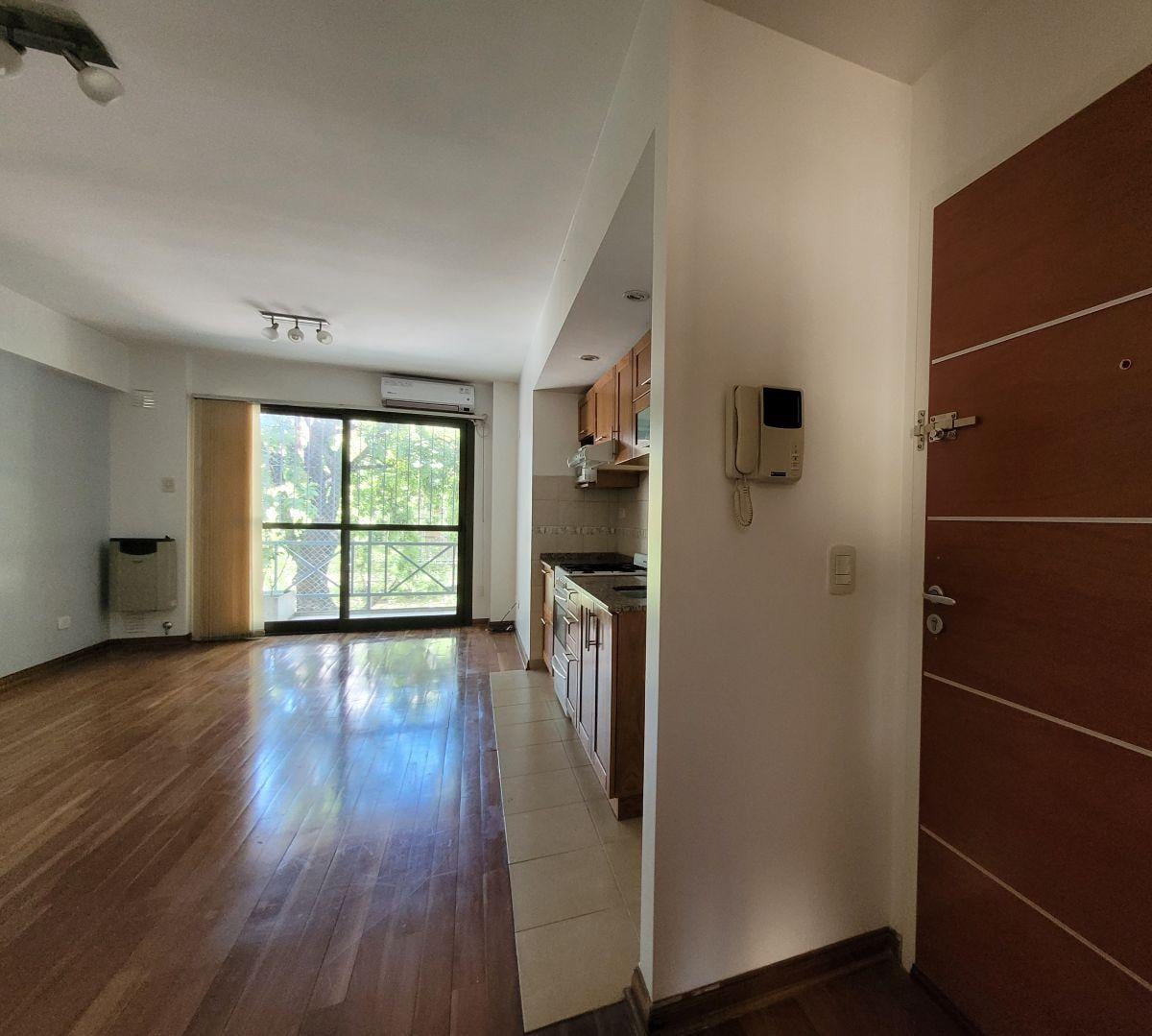 Foto de Excelente departamento de 2 ambientes con cochera!!, imagen 4