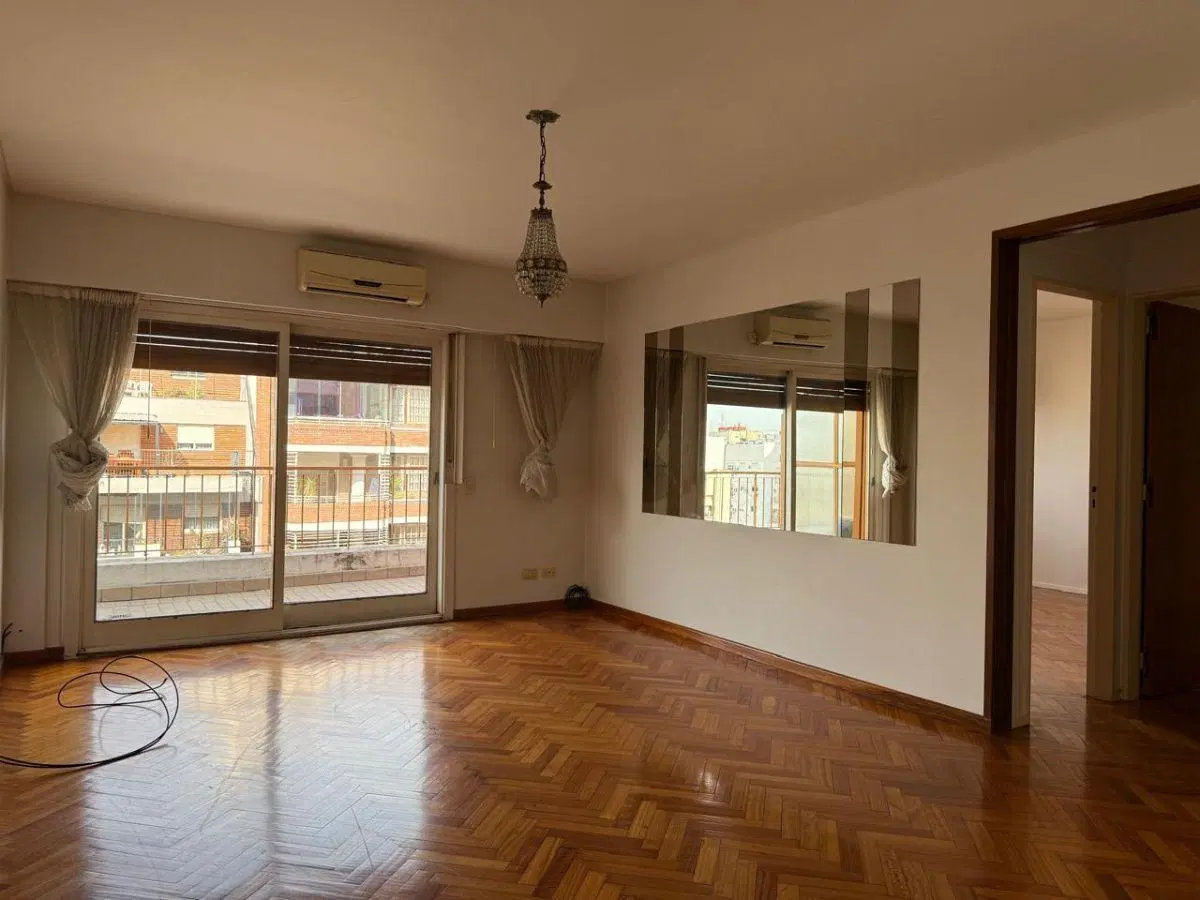 venta 3amb con balcón corrido al frente en la zona de mayor crecimiento edilicio de Av Avellaneda 5