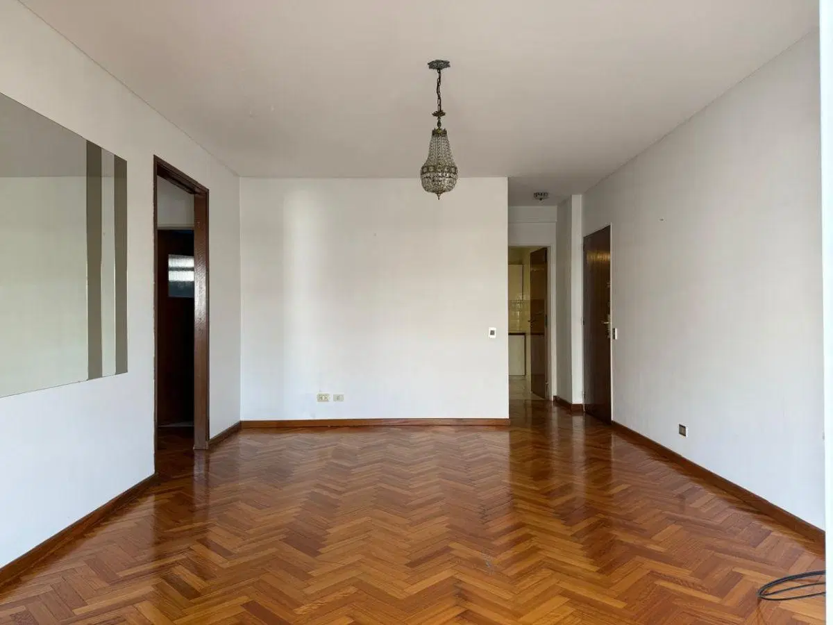 venta 3amb con balcón corrido al frente en la zona de mayor crecimiento edilicio de Av Avellaneda 3