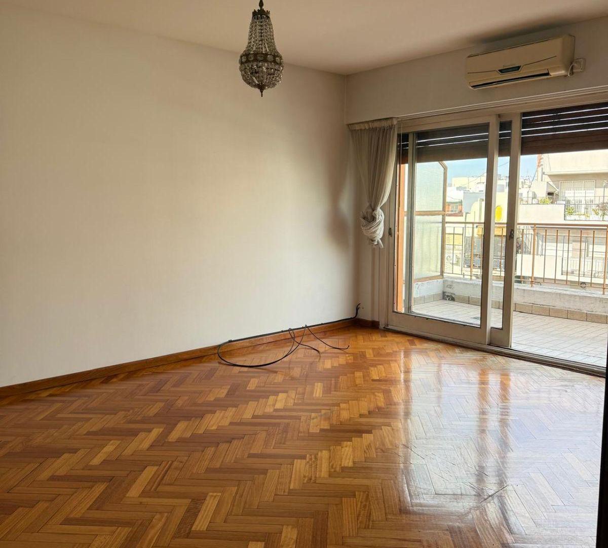 venta 3amb con balcón corrido al frente en la zona de mayor crecimiento edilicio de Av Avellaneda