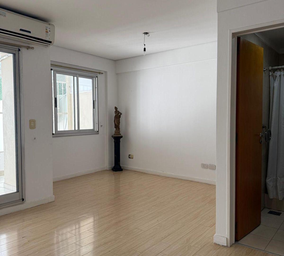 Foto de departamento en venta de 2 y1/2 amb en Caballito flores, imagen 3