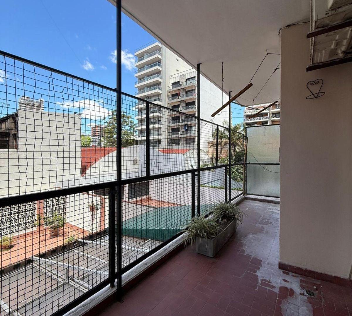 Foto de departamento en alquiler de 4 amb en Flores, imagen 2