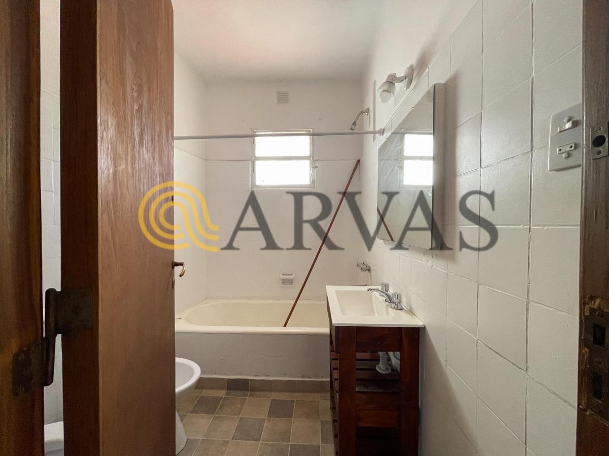 2 Casas en San Isidro con Entrada Independiente - Planta Baja y Planta Alta 2