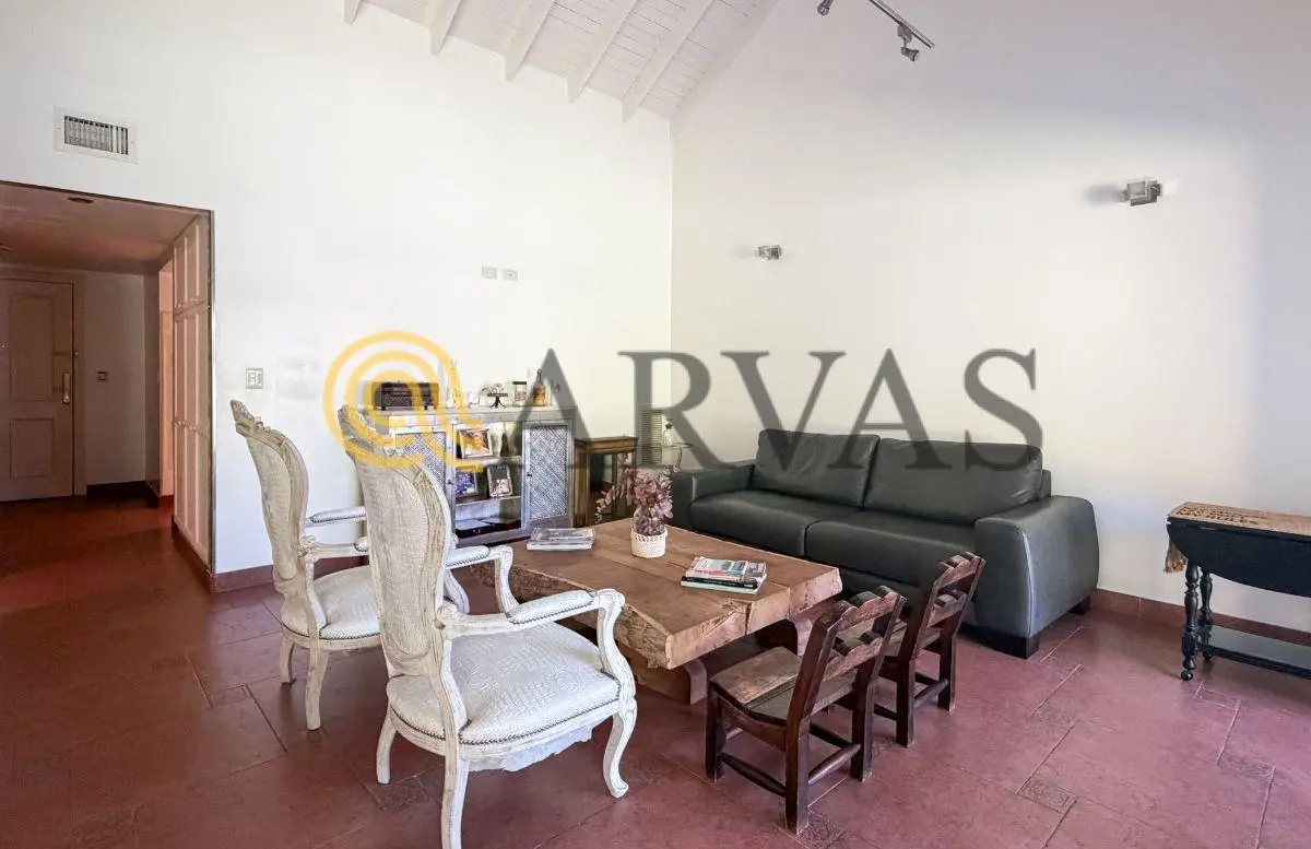 Casa de 3 dorm en Beccar - Jardín - Quincho - Pileta - Amueblada 3
