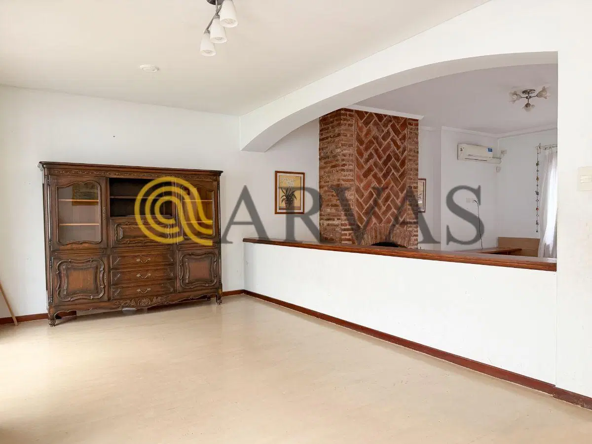 Casa en Beccar - 4 dorm - jardín - pileta - 205m2 5