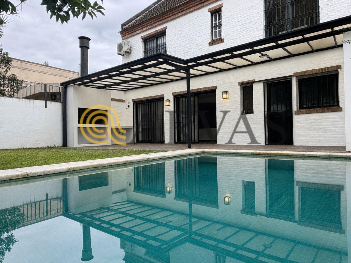Casa en Beccar - 4 dorm - jardín - pileta - 205m2
