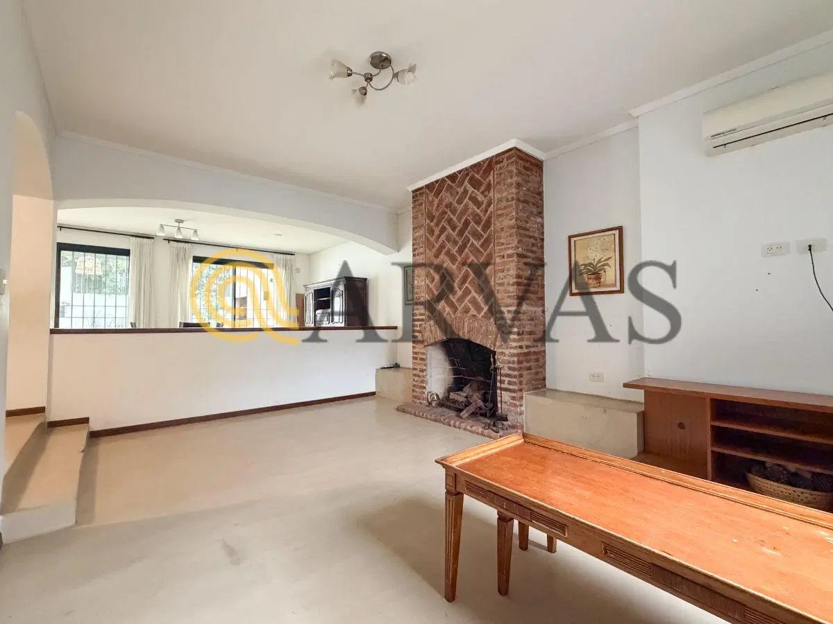 Casa en Beccar - 4 dorm - jardín - pileta - 205m2 4