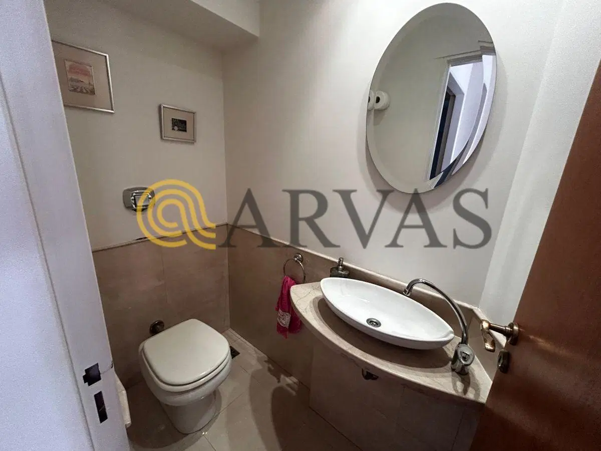 Departamento en Acassuso - 3 dorm - cochera - pileta - SUM 3