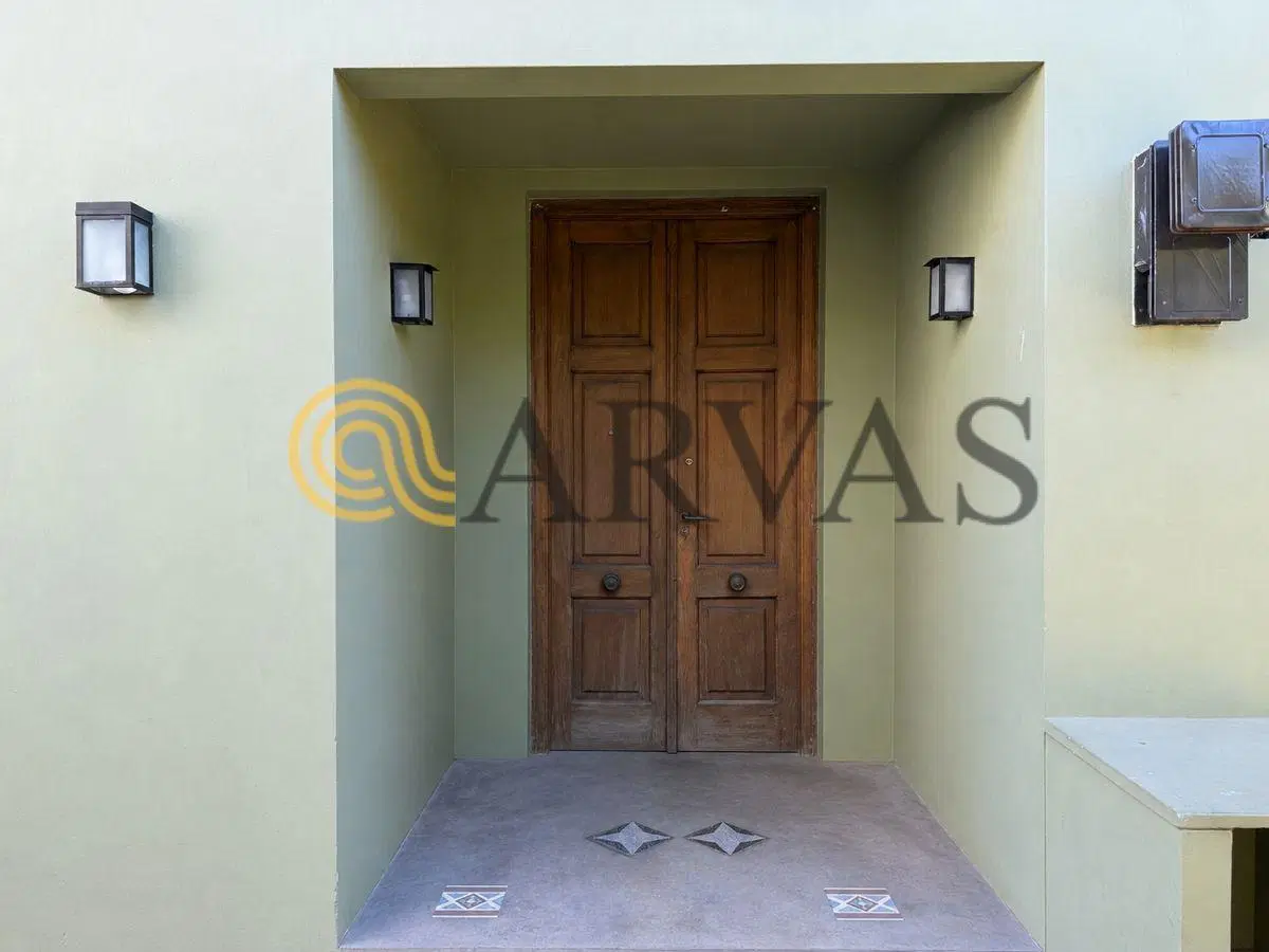 Casa de 3 dorm en Beccar - Bº Claridad - jardín - pileta - seguridad las 24hs. - 249m2 2