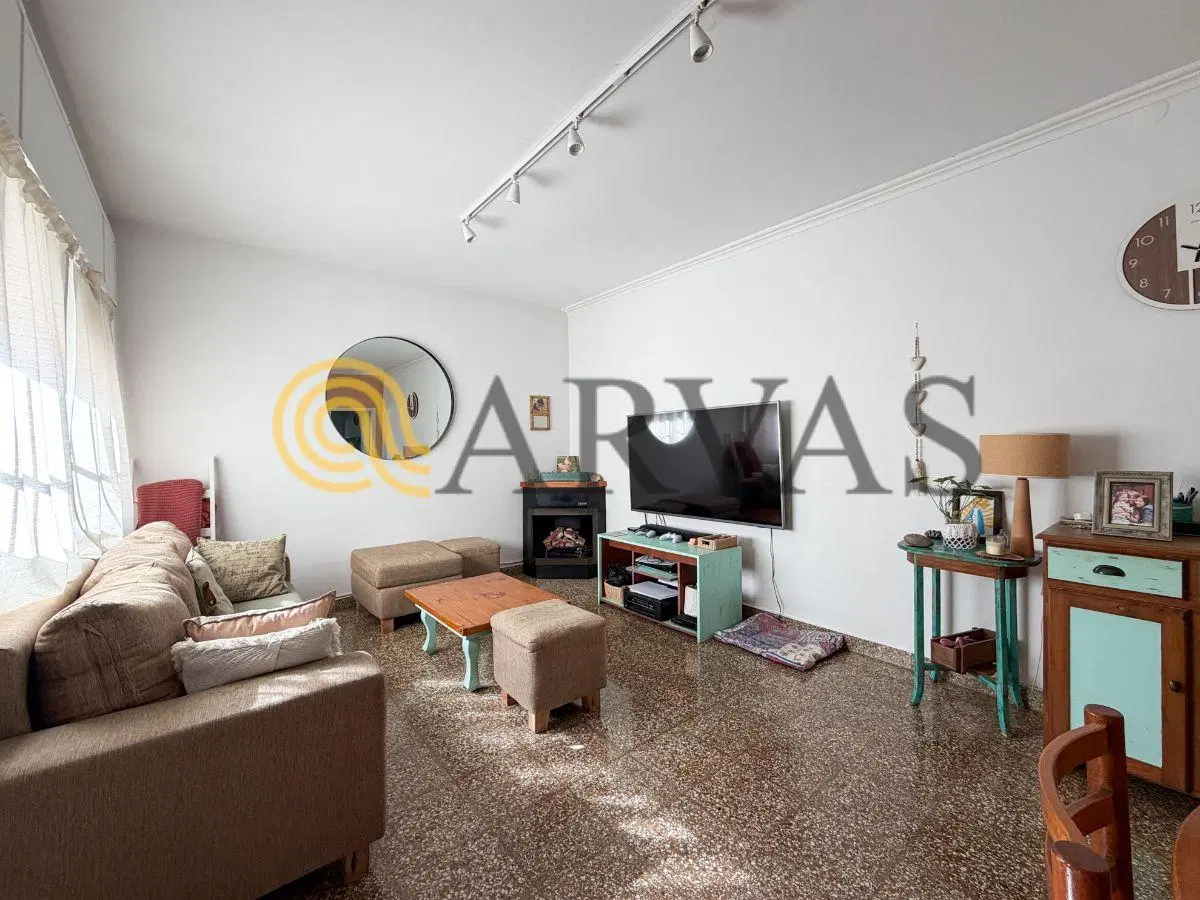 PH en Beccar. 124m2. 3 ambientes. 2 Dorm. Con jardín. Apto crédito 1