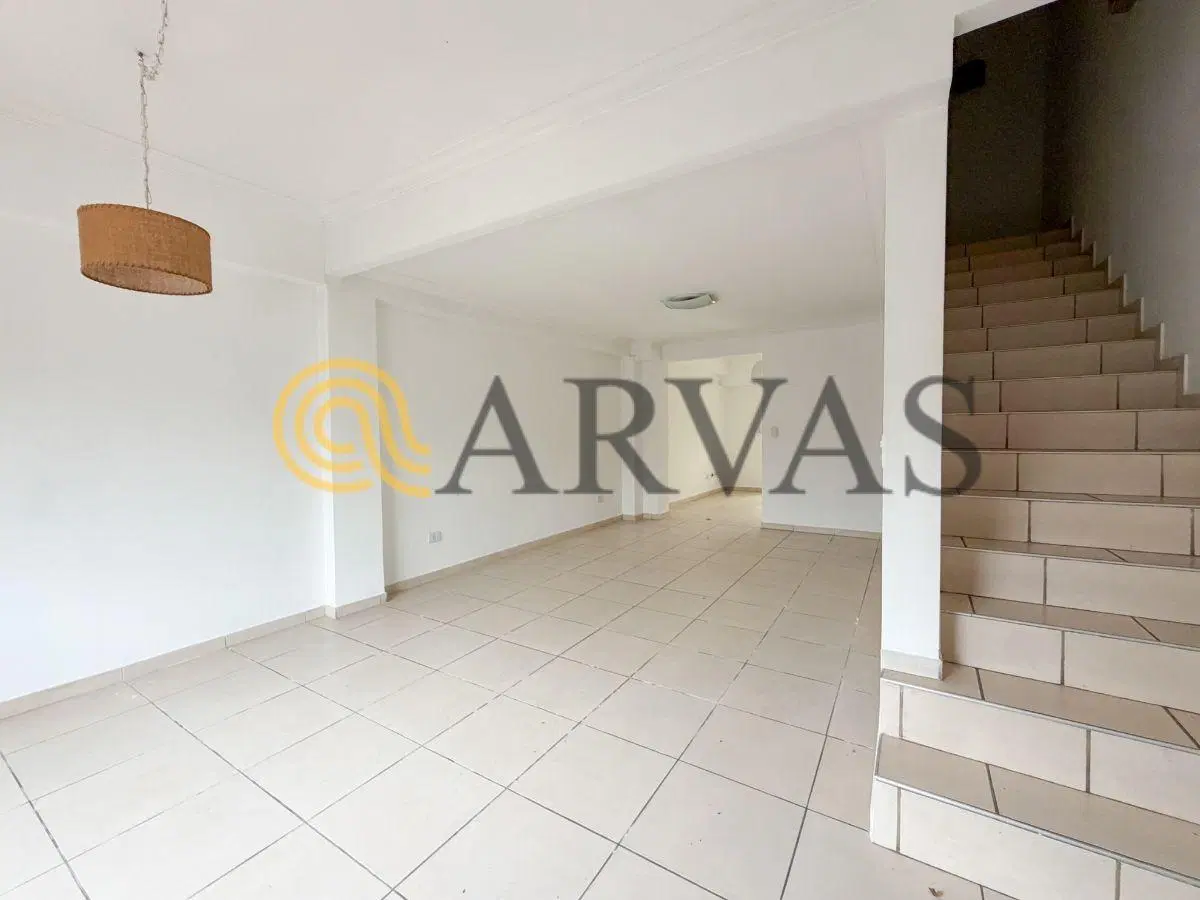 Triplex en venta - San Fernando - 2 dorm - jardín - playroom - con renta 3