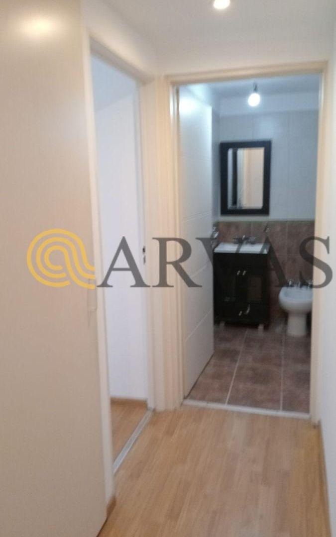 Foto de Departamento de 2 amb en Villa Urquiza - 1 dorm - cochera, imagen 1