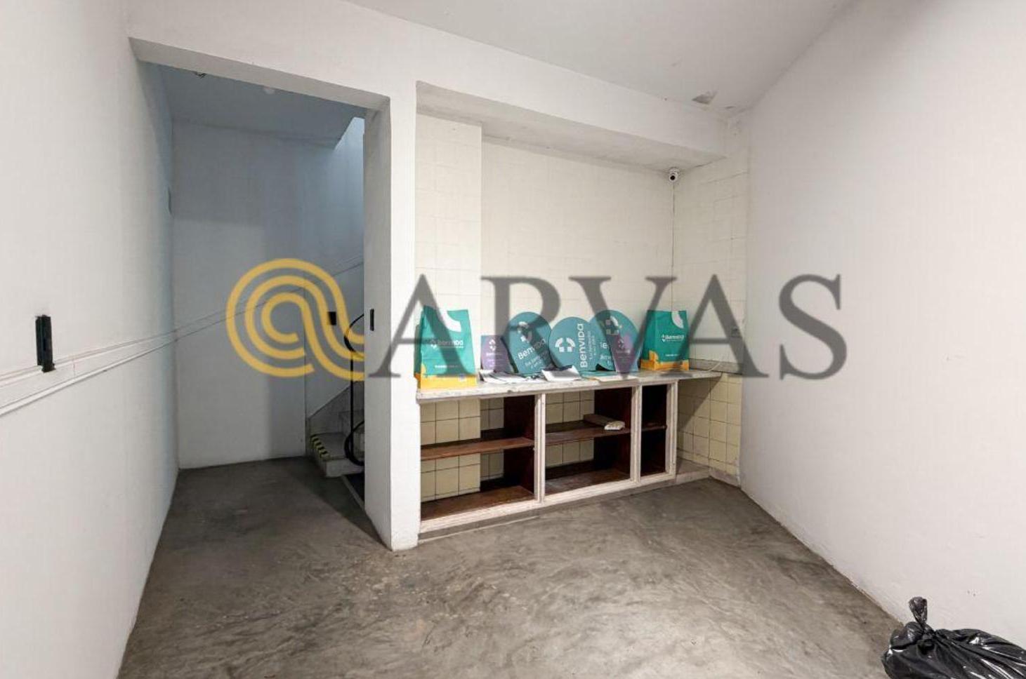 Foto de Oficinas/Local en Acassuso - Sobre Av Libertador - 113 m² - Particionado, imagen 1