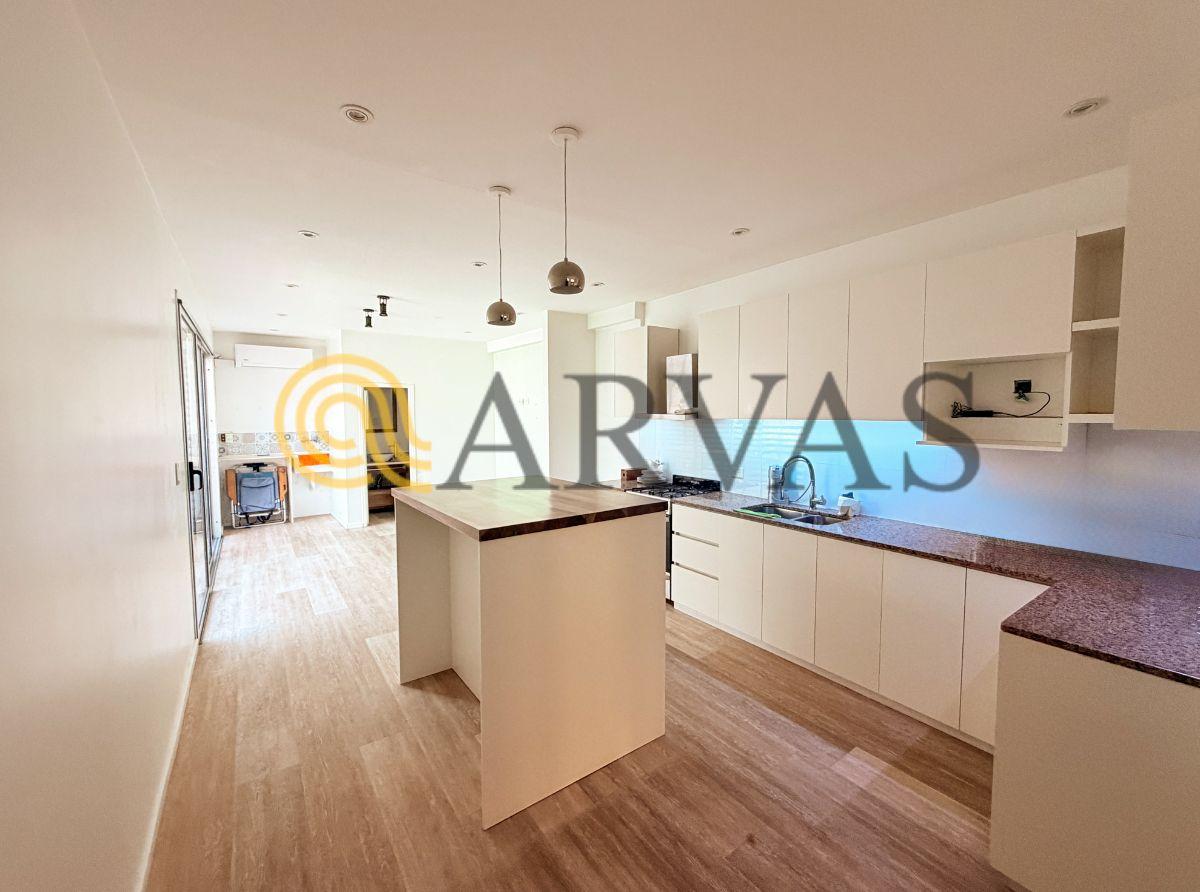 Foto de Casa en una planta - San Fernando - 162m2 - 2 dorm - jardín - cochera, imagen 5