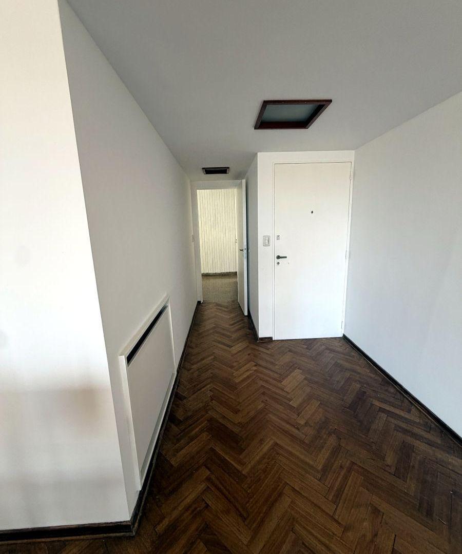 Foto de Departamento de 4 ambientes en 9° piso con vista abierta y cochera en, imagen 4