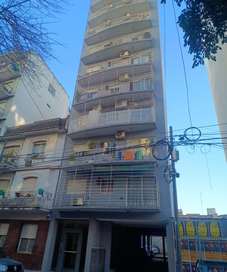 Foto de Dos ambientes exclusivo Piso Alto (no ultimo) con balcon y cochera, imagen 1