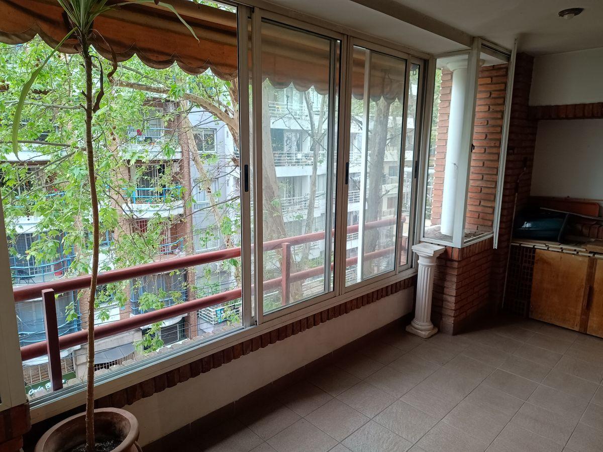 Foto de TRES AMBIENTES con bcon terraaq con cerramiento y cochera, imagen 2