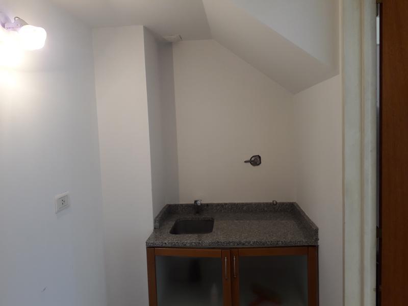 Foto de Local comercial en Alquiler OLIVOS ( con cochera ), imagen 3