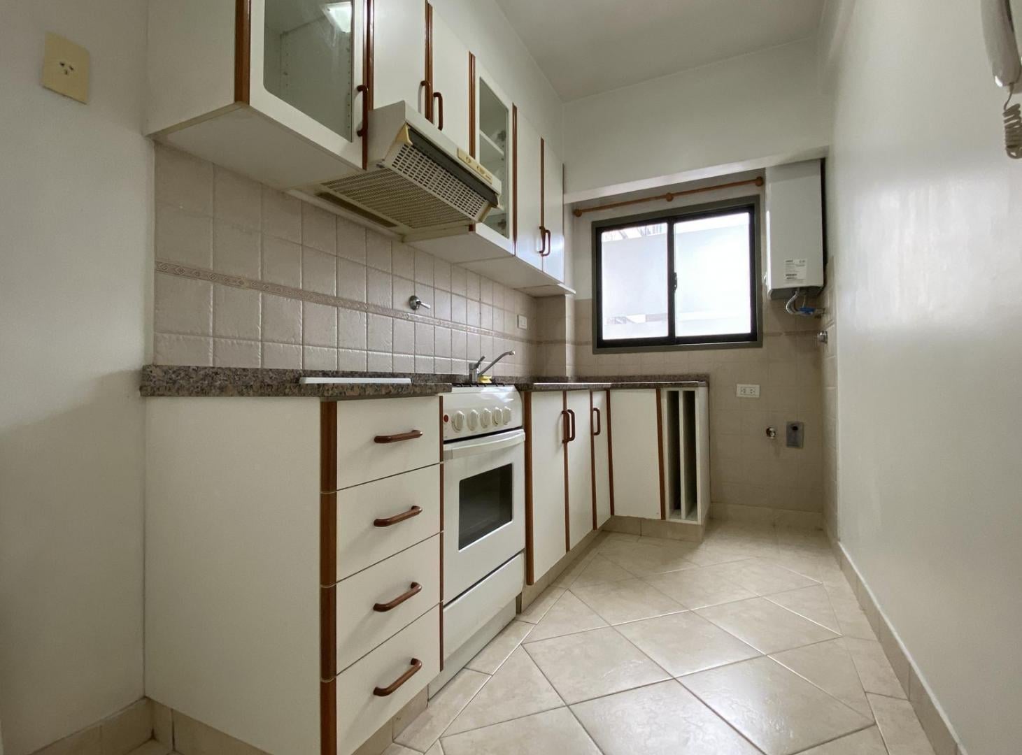 Foto de Departamento alquiler 2 ambientes con balcón en Olivos a metros de Maipú, imagen 5