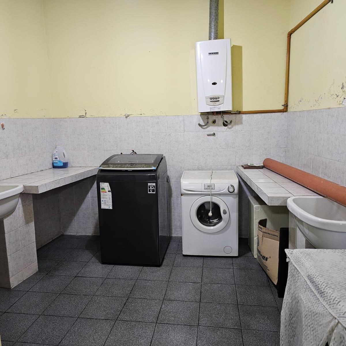 Venta Casa de 2 Plantas, Muy Buen Estado, Barracas 5